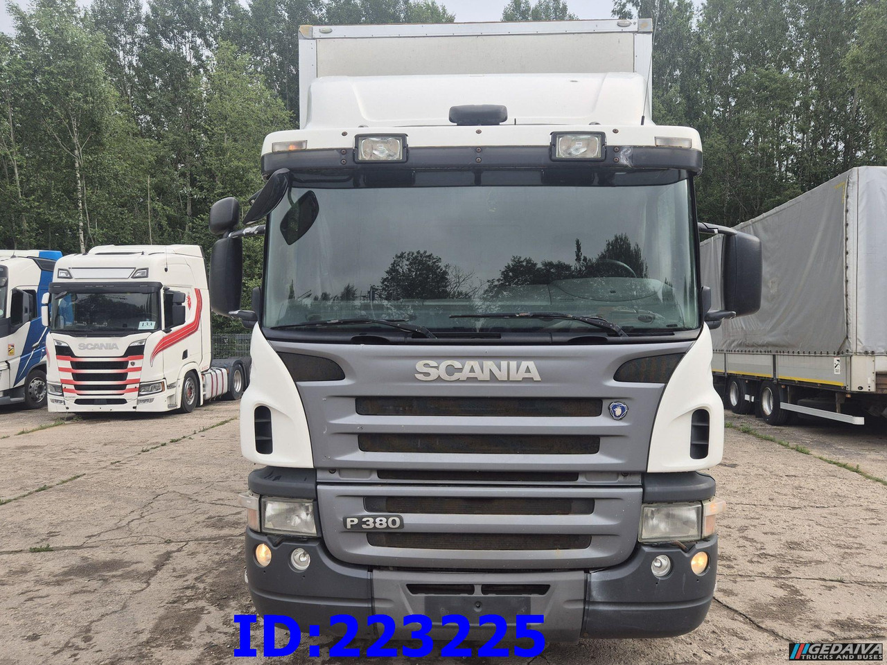 SCANIA P380 6x2 Open side box - Kravas automašīna ar slēgto virsbūvi: foto 2 SCANIA P380 6x2 Open side box - Kravas automašīna ar slēgto virsbūvi: foto 2