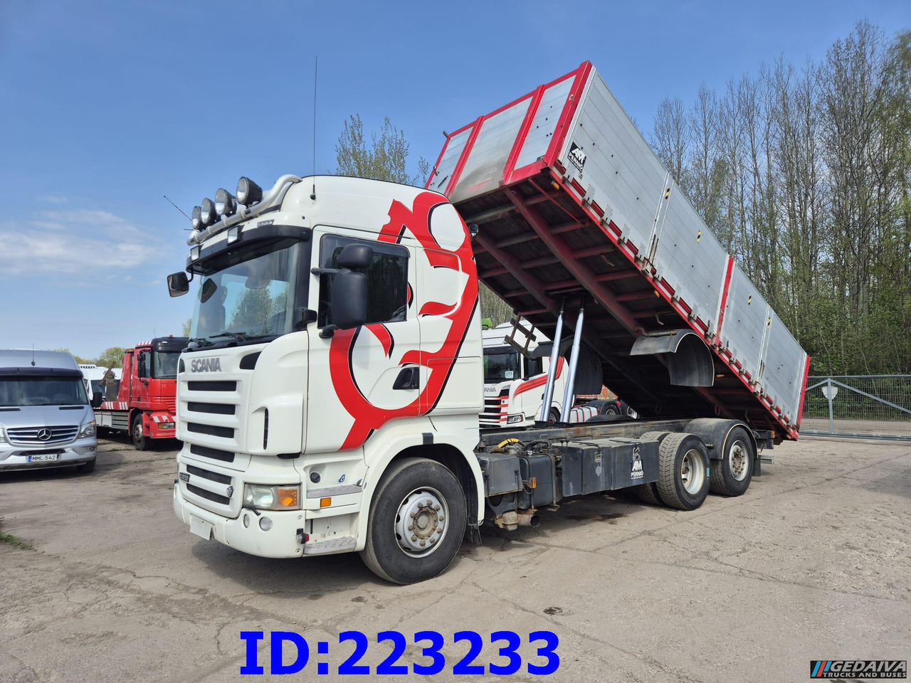 Kravas automašīna pašizgāzējs SCANIA R620 6x2 Euro5: foto 1