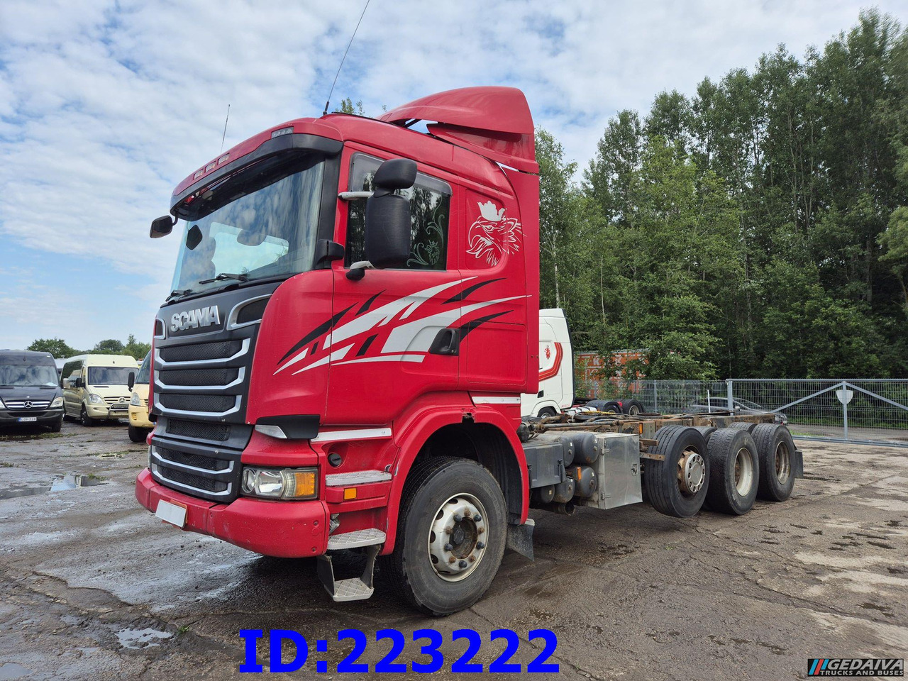 SCANIA R620 - 8x4 - Steering axle - Kokvedējs: foto 1 SCANIA R620 - 8x4 - Steering axle - Kokvedējs: foto 1
