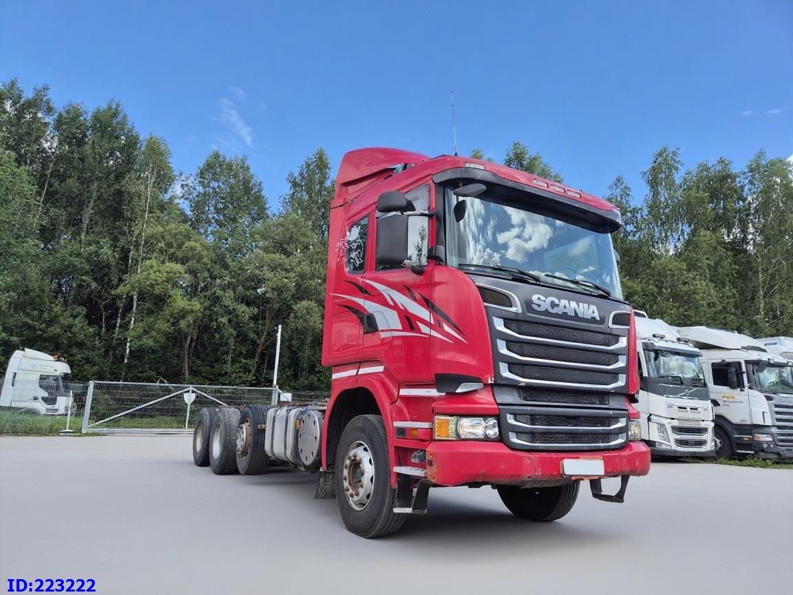 SCANIA R620 - 8x4 - Steering axle - Šasija kravas automašīna: foto 2 SCANIA R620 - 8x4 - Steering axle - Šasija kravas automašīna: foto 2