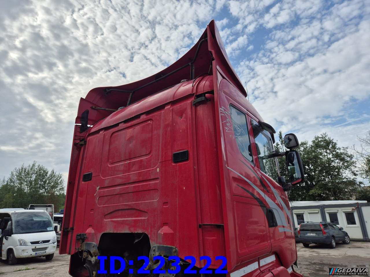 SCANIA R620 - 8x4 - Steering axle - Kokvedējs: foto 5 SCANIA R620 - 8x4 - Steering axle - Kokvedējs: foto 5