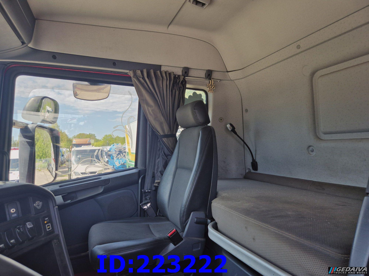 Kokvedējs SCANIA R620 - 8x4 - Steering axle: foto 15