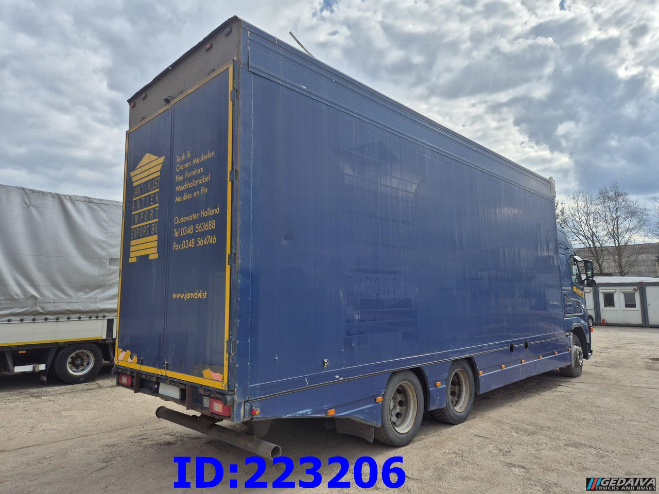 VOLVO FH12 420HP 6x2 - Izometriskais kravas automašīna: foto 5 VOLVO FH12 420HP 6x2 - Izometriskais kravas automašīna: foto 5