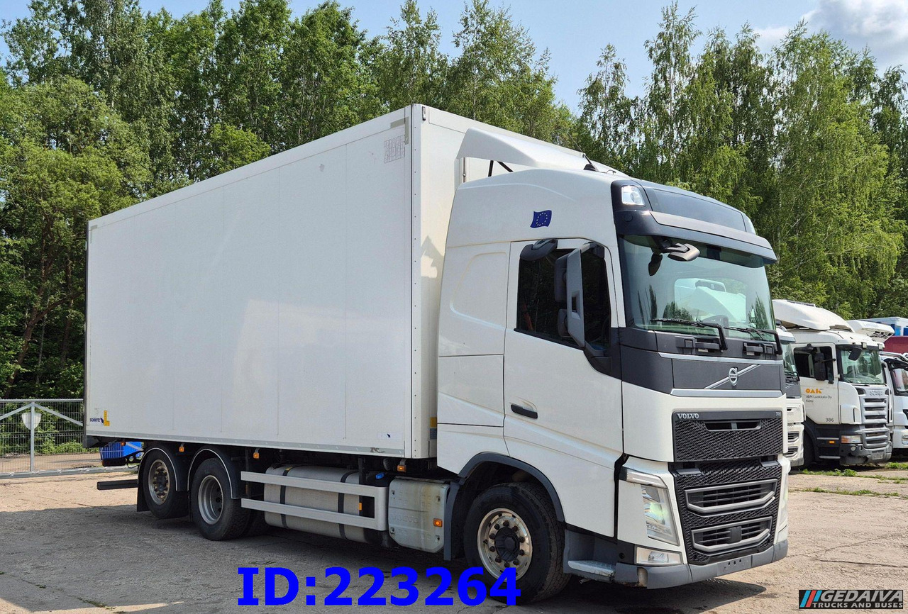 VOLVO FH13 460HP 6x2 Steering axle Euro6 - Kravas automašīna refrižerators: foto 1 VOLVO FH13 460HP 6x2 Steering axle Euro6 - Kravas automašīna refrižerators: foto 1