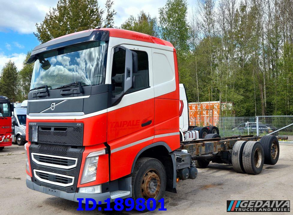 VOLVO FH13 500HP 6x2 Euro6 - Šasija kravas automašīna: foto 1 VOLVO FH13 500HP 6x2 Euro6 - Šasija kravas automašīna: foto 1