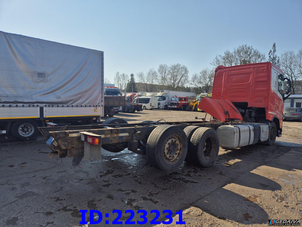 VOLVO FH13 540HP 6X2 Euro6 - Šasija kravas automašīna: foto 4 VOLVO FH13 540HP 6X2 Euro6 - Šasija kravas automašīna: foto 4
