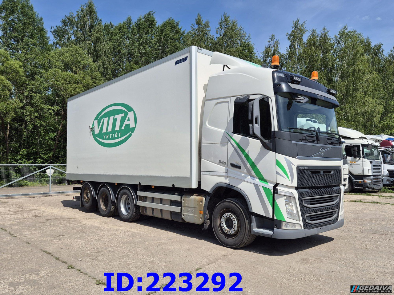 VOLVO FH13 540HP 8x4 Steering axle - Izometriskais kravas automašīna: foto 4 VOLVO FH13 540HP 8x4 Steering axle - Izometriskais kravas automašīna: foto 4