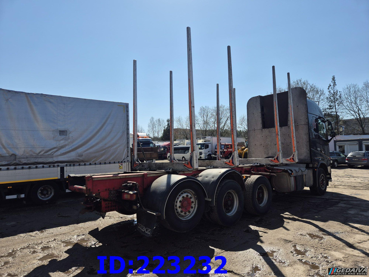 VOLVO FH16 700HP 8X4 Big Axles - Kokvedējs: foto 5 VOLVO FH16 700HP 8X4 Big Axles - Kokvedējs: foto 5