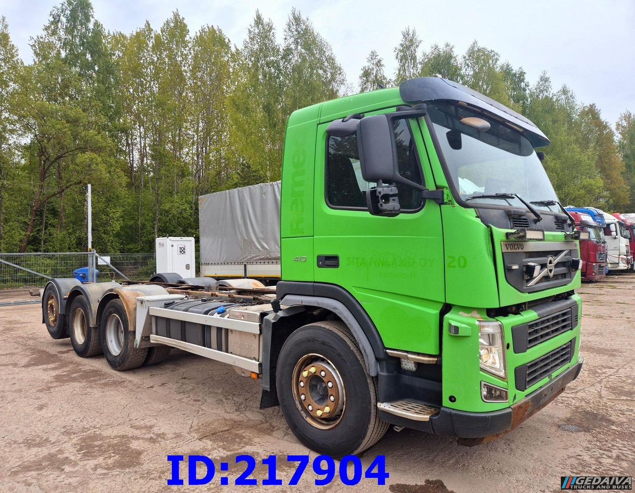 VOLVO FM 410HP 8x4 (Steering axle) - Šasija kravas automašīna: foto 3 VOLVO FM 410HP 8x4 (Steering axle) - Šasija kravas automašīna: foto 3