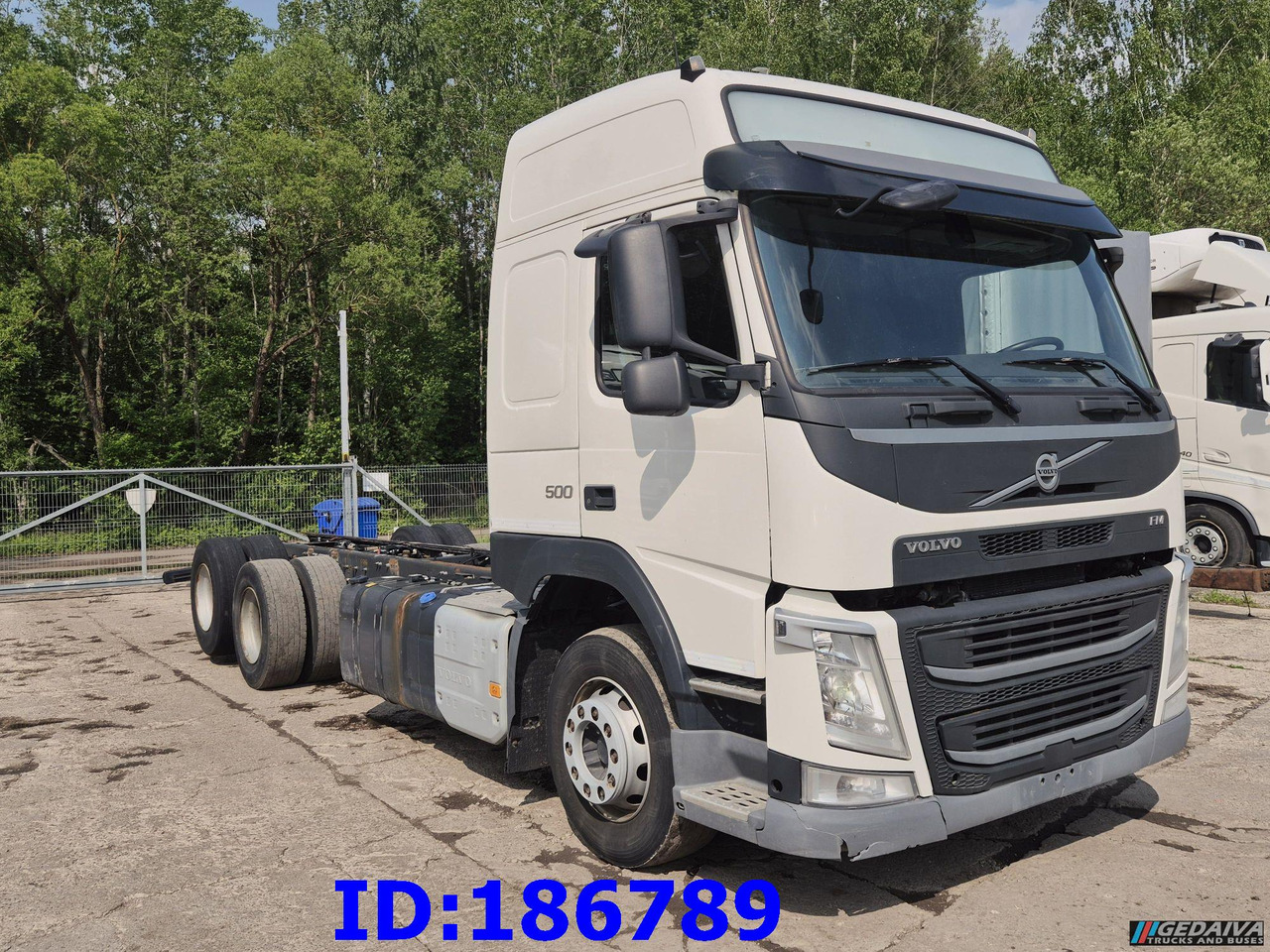 VOLVO FM13 500HP 6x2 - Šasija kravas automašīna: foto 4 VOLVO FM13 500HP 6x2 - Šasija kravas automašīna: foto 4