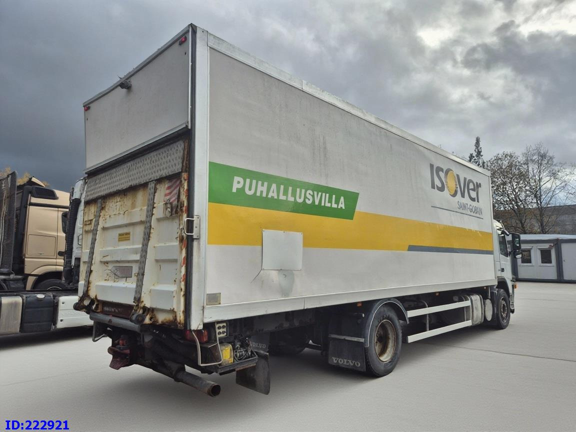 VOLVO FM9 260HP - Kravas automašīna ar slēgto virsbūvi: foto 5 VOLVO FM9 260HP - Kravas automašīna ar slēgto virsbūvi: foto 5