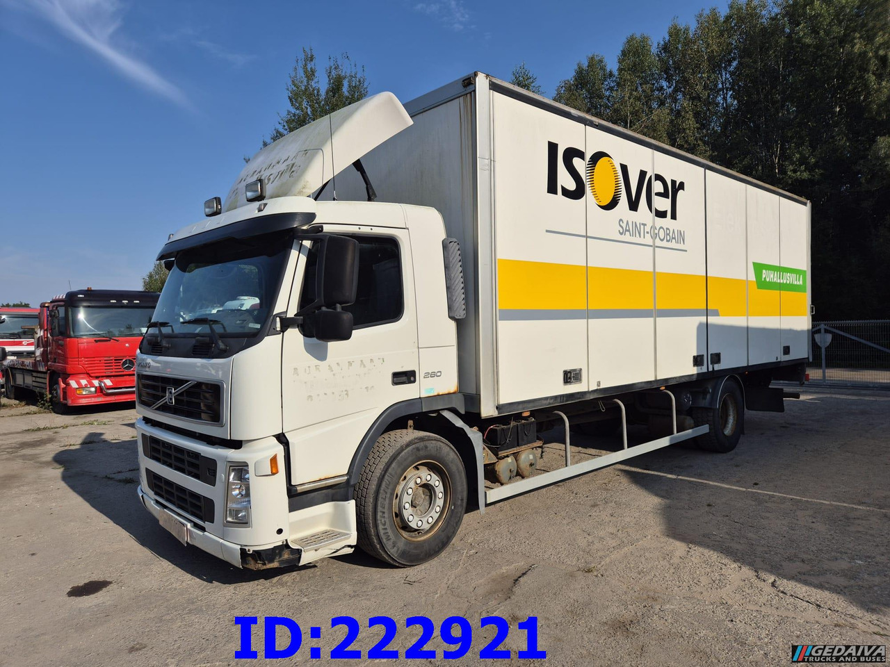 VOLVO FM9 260HP - Kravas automašīna ar slēgto virsbūvi: foto 1 VOLVO FM9 260HP - Kravas automašīna ar slēgto virsbūvi: foto 1