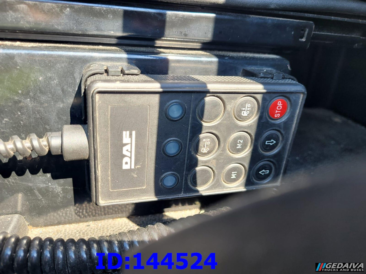 Vilcējs DAF XF 105.410 Retarder: foto 9