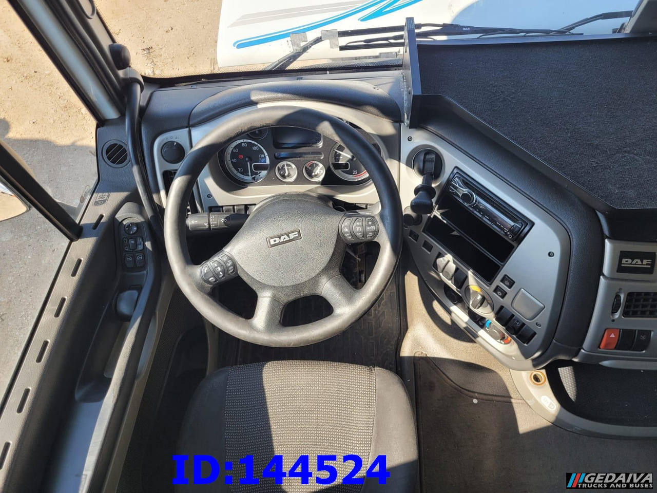 Vilcējs DAF XF 105.410 Retarder: foto 10