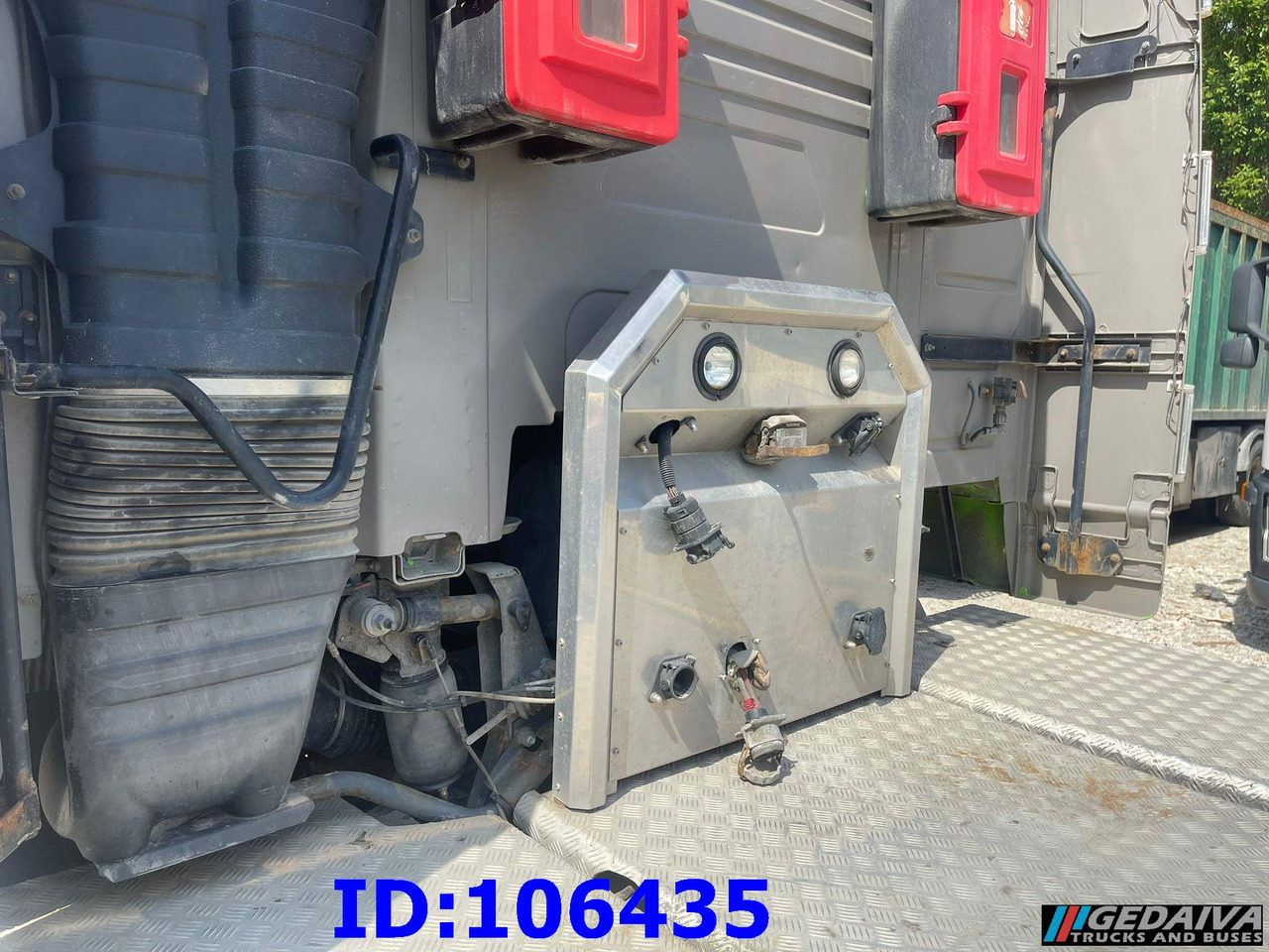 VOLVO FH16 700HP 6X4 Euro5 - Vilcējs: foto 5 VOLVO FH16 700HP 6X4 Euro5 - Vilcējs: foto 5