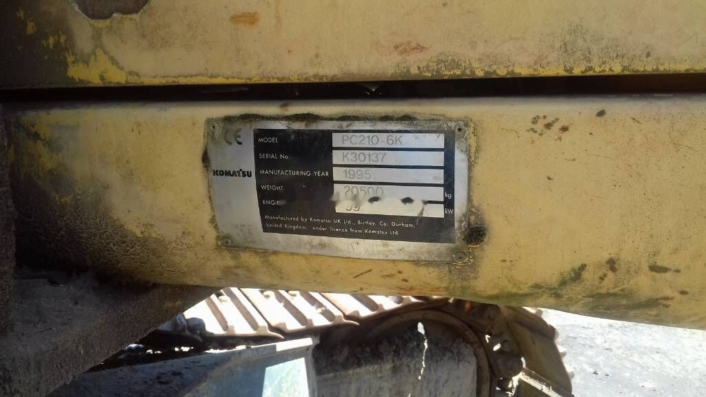 Komatsu PC 210 - Kāpurķēžu ekskavators: foto 4 Komatsu PC 210 - Kāpurķēžu ekskavators: foto 4