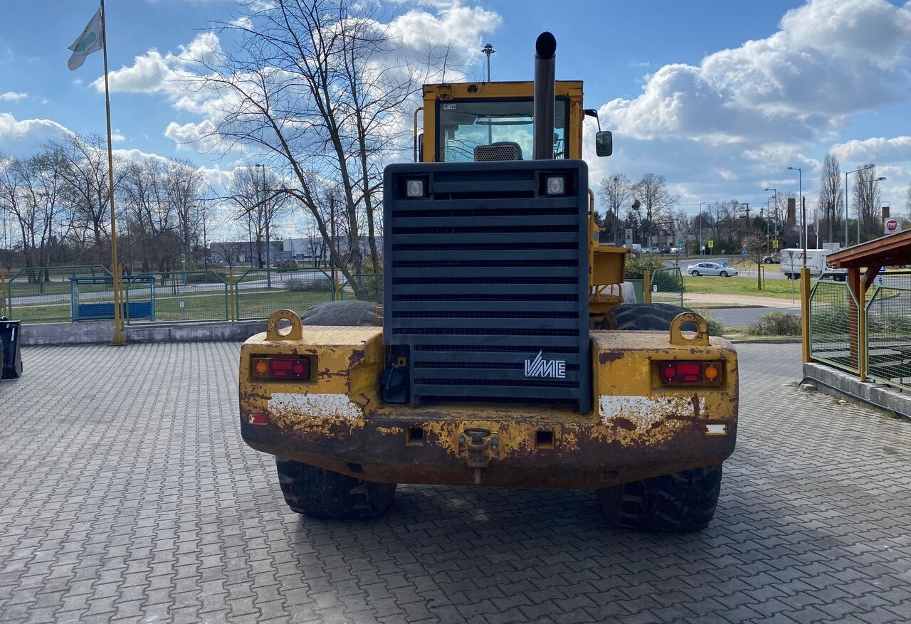 Volvo L180 - Riteņu iekrāvējs: foto 3 Volvo L180 - Riteņu iekrāvējs: foto 3