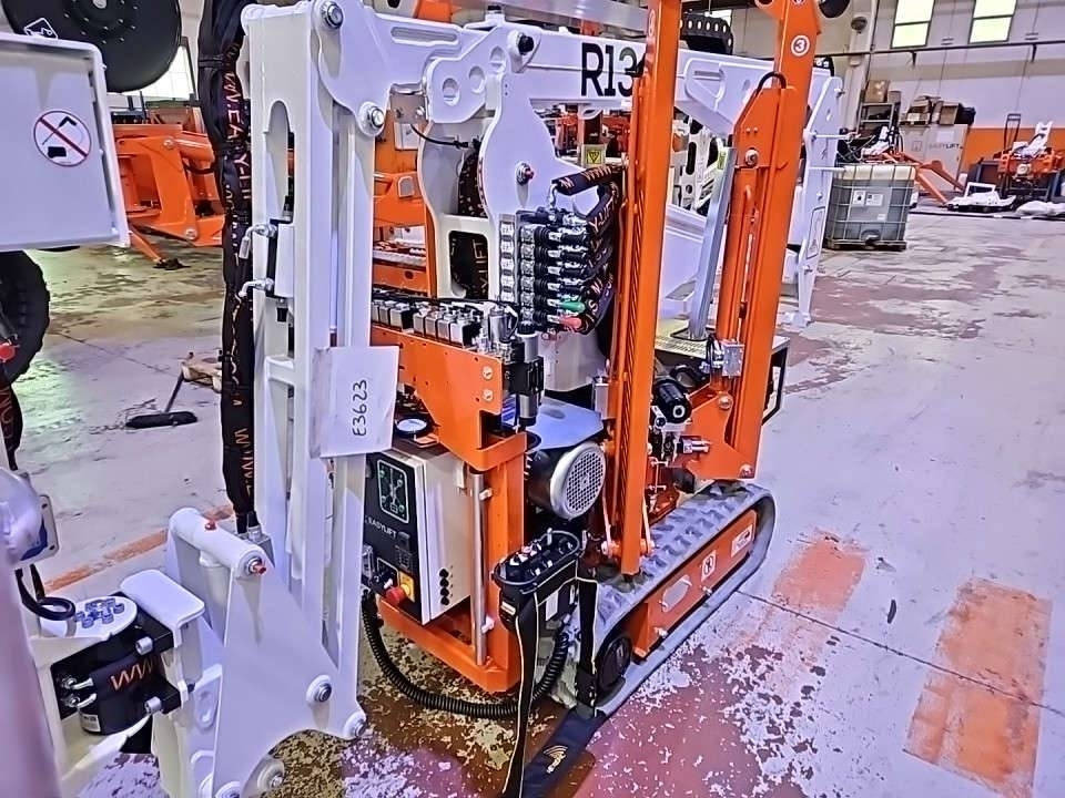 EasyLift R130 - Izlices pacēlājs: foto 3 EasyLift R130 - Izlices pacēlājs: foto 3