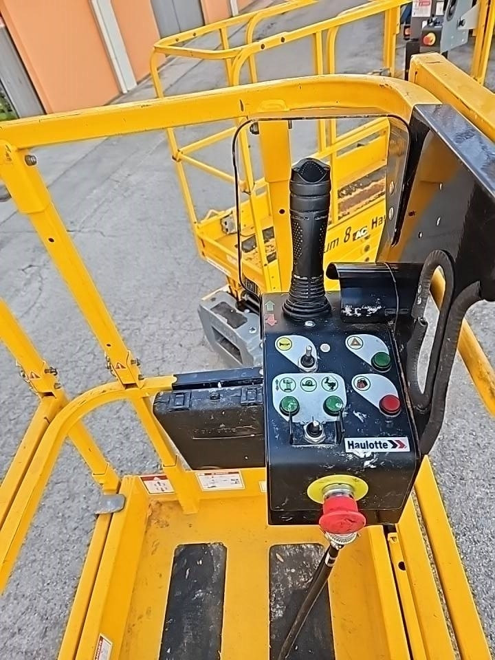 Šķērveida pacēlājs Haulotte Compact 10 N: foto 14