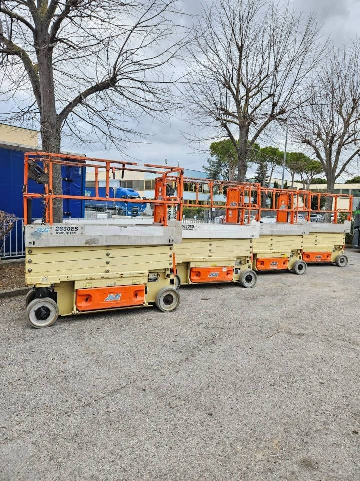 JLG 2630 ES - Šķērveida pacēlājs: foto 3 JLG 2630 ES - Šķērveida pacēlājs: foto 3