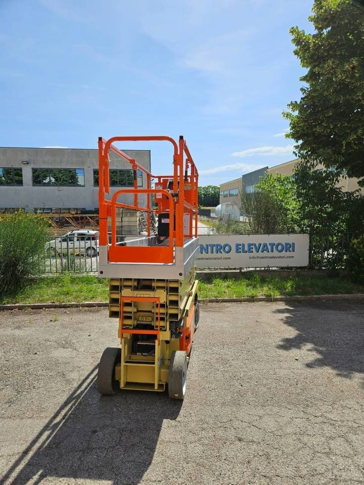 JLG 2630 ES - Šķērveida pacēlājs: foto 3 JLG 2630 ES - Šķērveida pacēlājs: foto 3