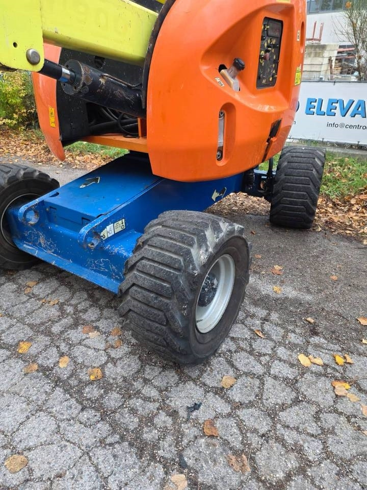 JLG 450 AJ - Izlices pacēlājs: foto 2 JLG 450 AJ - Izlices pacēlājs: foto 2