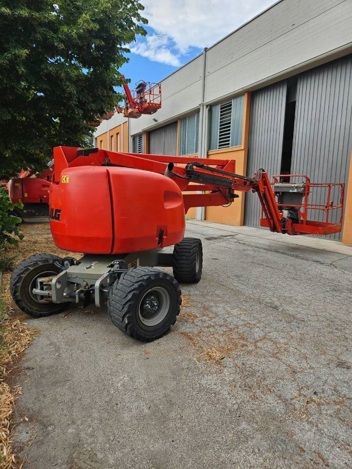 JLG 450 AJ - Izlices pacēlājs: foto 4 JLG 450 AJ - Izlices pacēlājs: foto 4