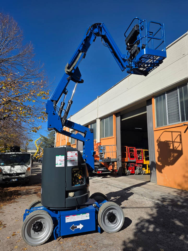 JLG E 300 AJP - Izlices pacēlājs: foto 5 JLG E 300 AJP - Izlices pacēlājs: foto 5