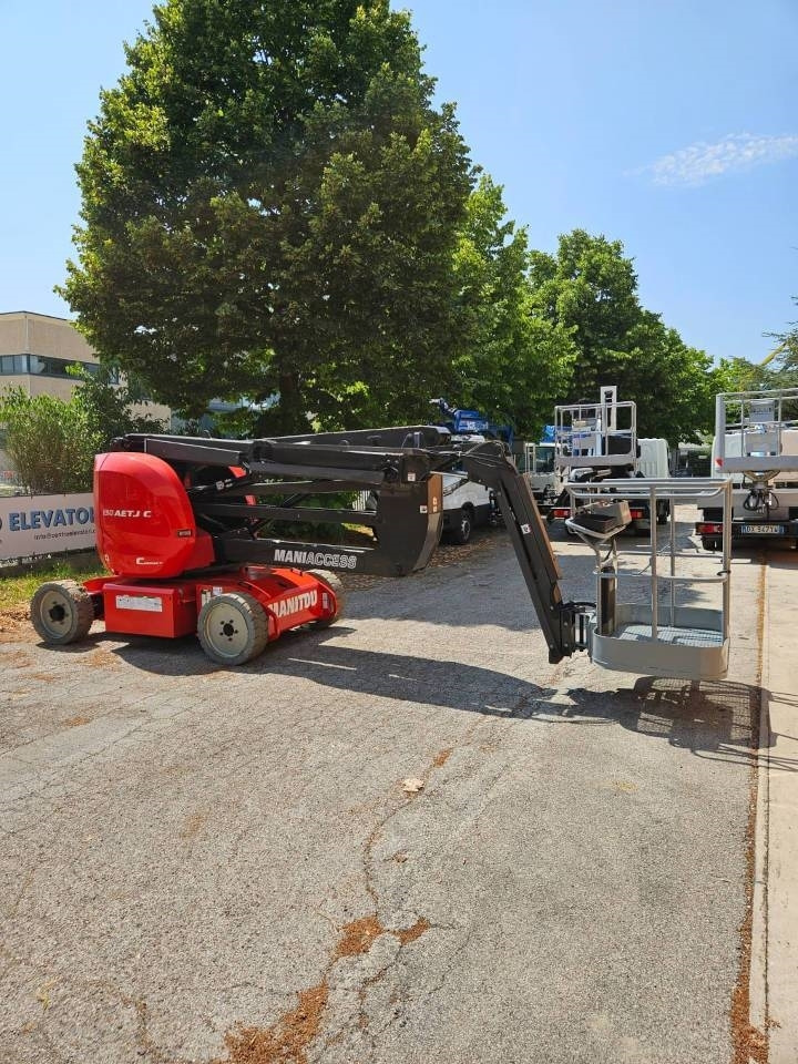 Manitou 150 AET JC - Izlices pacēlājs: foto 1 Manitou 150 AET JC - Izlices pacēlājs: foto 1