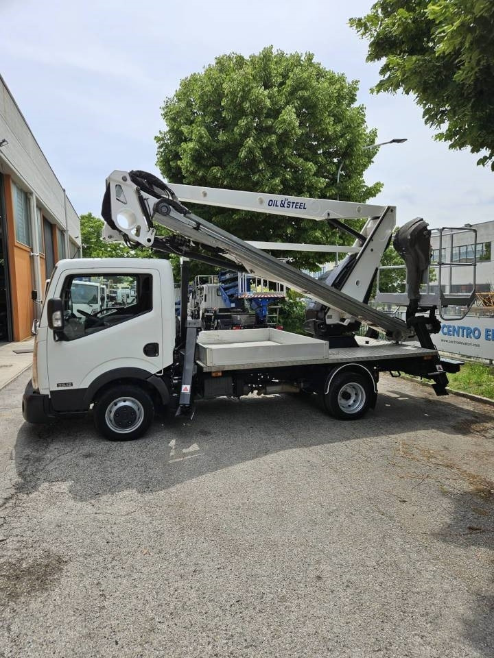 Oil & Steel Snake 21.12 - Autopacēlājs: foto 2 Oil & Steel Snake 21.12 - Autopacēlājs: foto 2