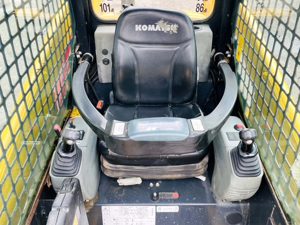 Komatsu SK714-5 (3947) - Kompaktiekrāvējs: foto 5 Komatsu SK714-5 (3947) - Kompaktiekrāvējs: foto 5