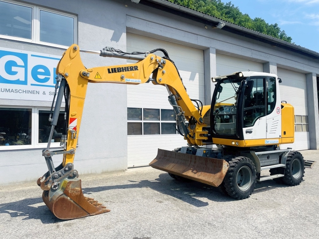 Liebherr A910 Compact (4025) - Riteņu ekskavators: foto 4 Liebherr A910 Compact (4025) - Riteņu ekskavators: foto 4