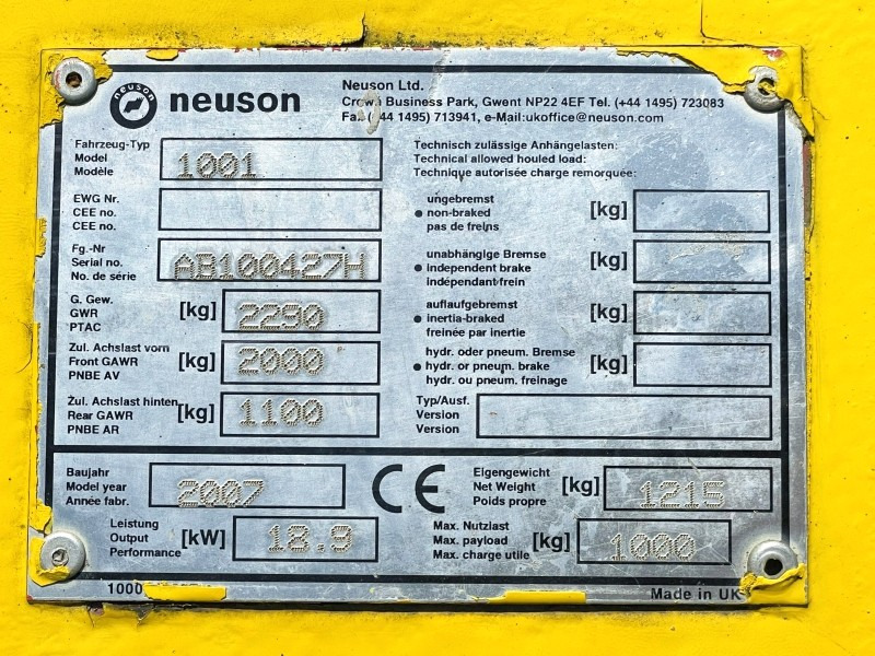 Neuson 1001 (3631) - Mini pašizgāzējs: foto 3 Neuson 1001 (3631) - Mini pašizgāzējs: foto 3