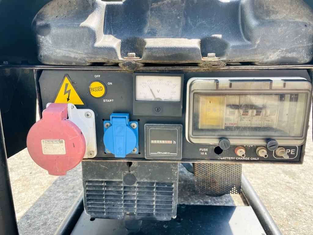 Pramac S8000 THHPI (3926) - Elektroģenerators: foto 4 Pramac S8000 THHPI (3926) - Elektroģenerators: foto 4