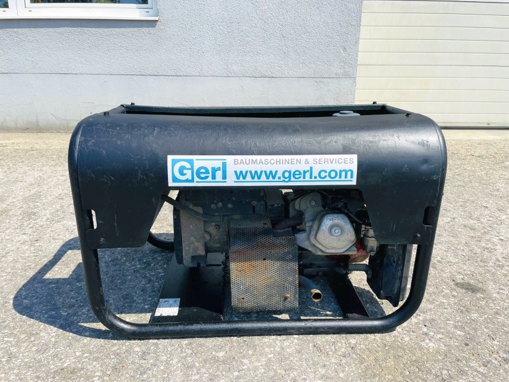 Pramac S8000 THHPI (3926) - Elektroģenerators: foto 2 Pramac S8000 THHPI (3926) - Elektroģenerators: foto 2