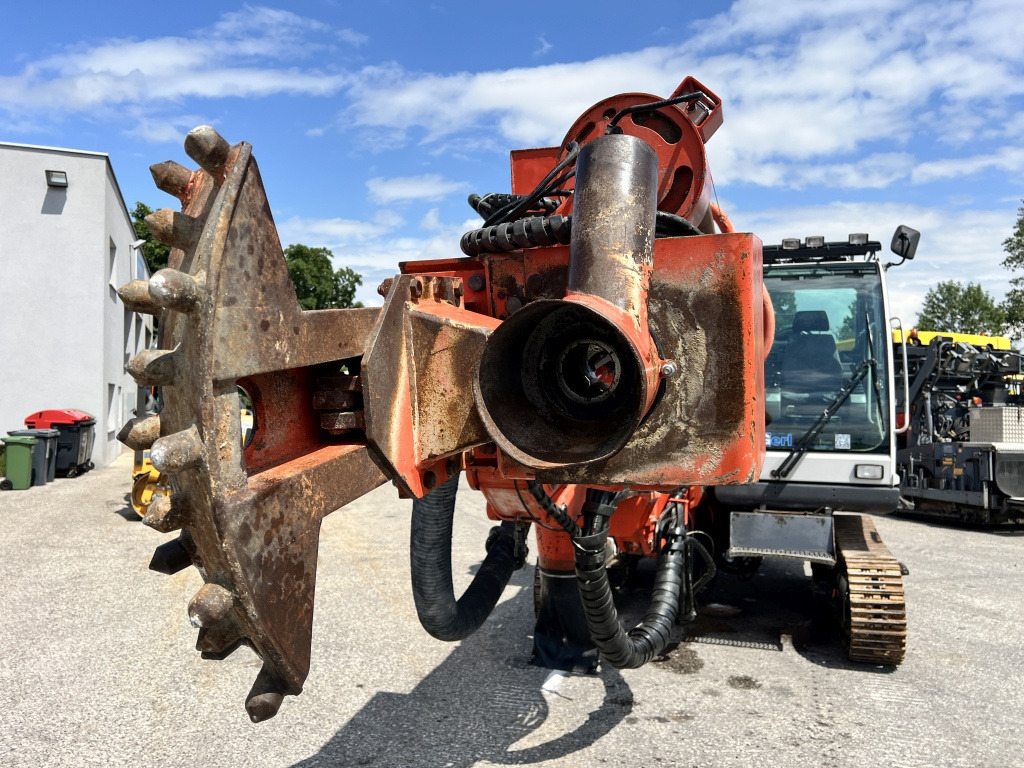 Sandvik DI 200 (111633) - Urbšanas mašīna: foto 5 Sandvik DI 200 (111633) - Urbšanas mašīna: foto 5