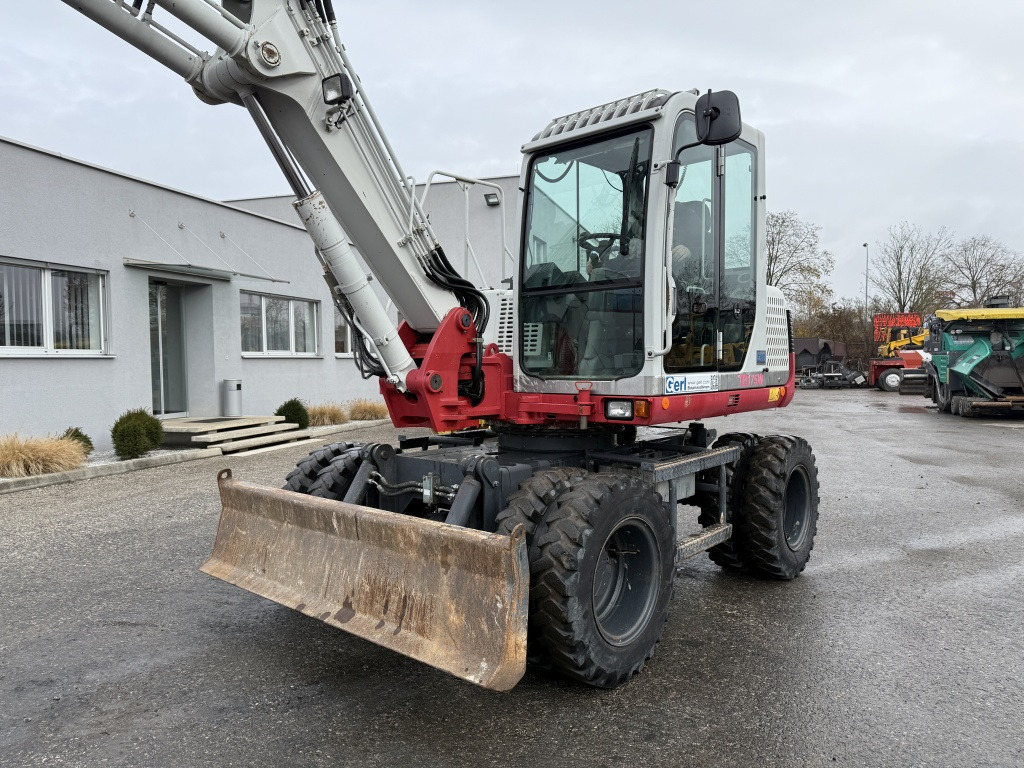 Takeuchi TB 175 W (111771) - Riteņu ekskavators: foto 3 Takeuchi TB 175 W (111771) - Riteņu ekskavators: foto 3
