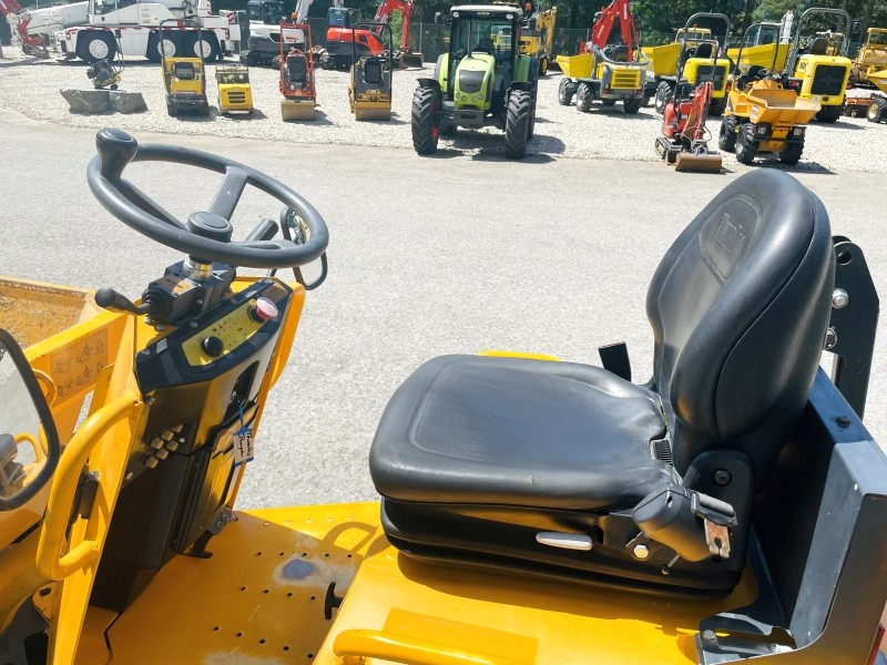 Thwaites Mach 201 (3464) - Mini pašizgāzējs: foto 5 Thwaites Mach 201 (3464) - Mini pašizgāzējs: foto 5