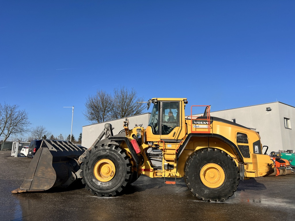 Volvo L 220 H (111448) - Riteņu iekrāvējs: foto 1 Volvo L 220 H (111448) - Riteņu iekrāvējs: foto 1