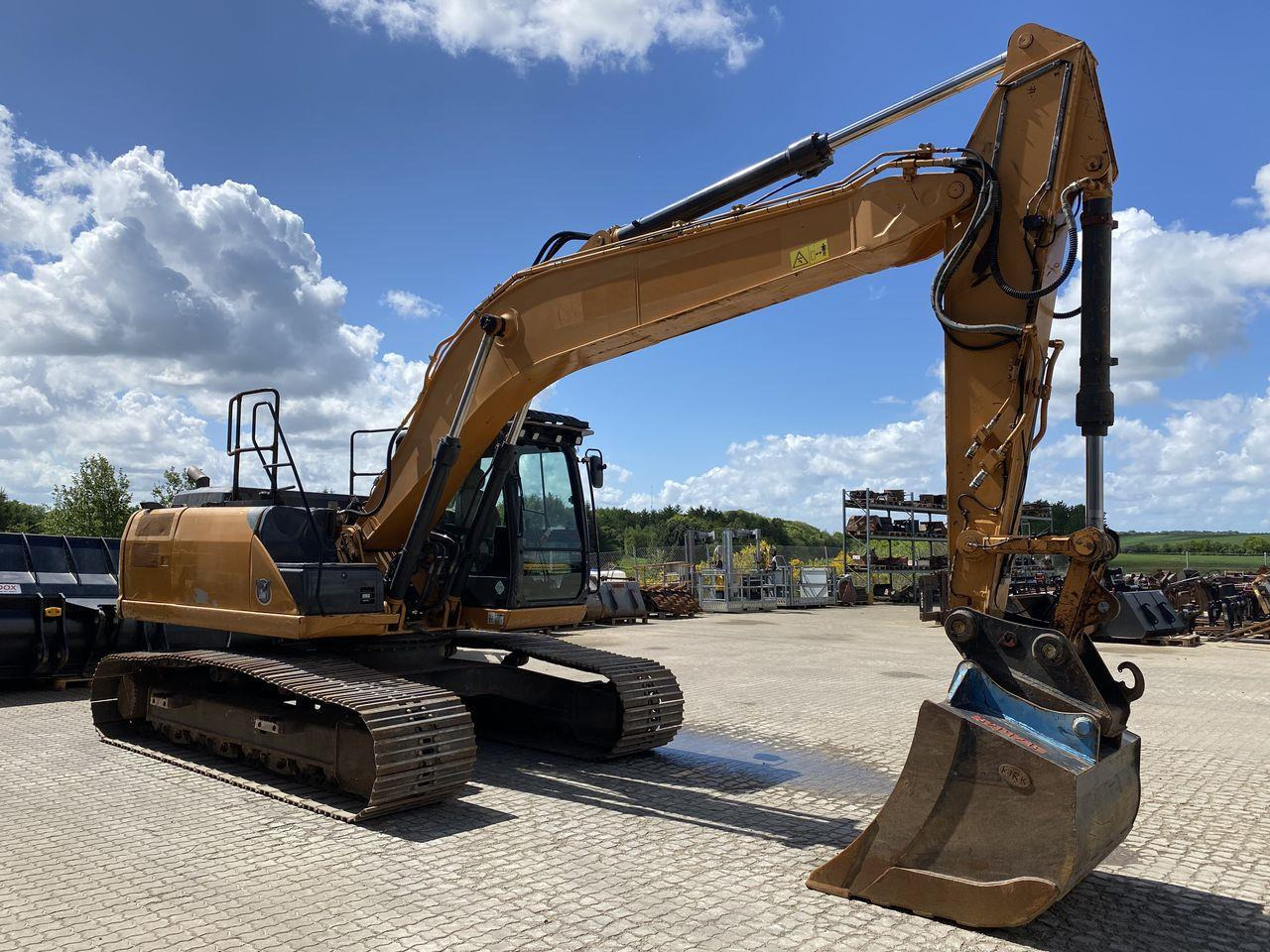 Case CX210C - Kāpurķēžu ekskavators: foto 5 Case CX210C - Kāpurķēžu ekskavators: foto 5