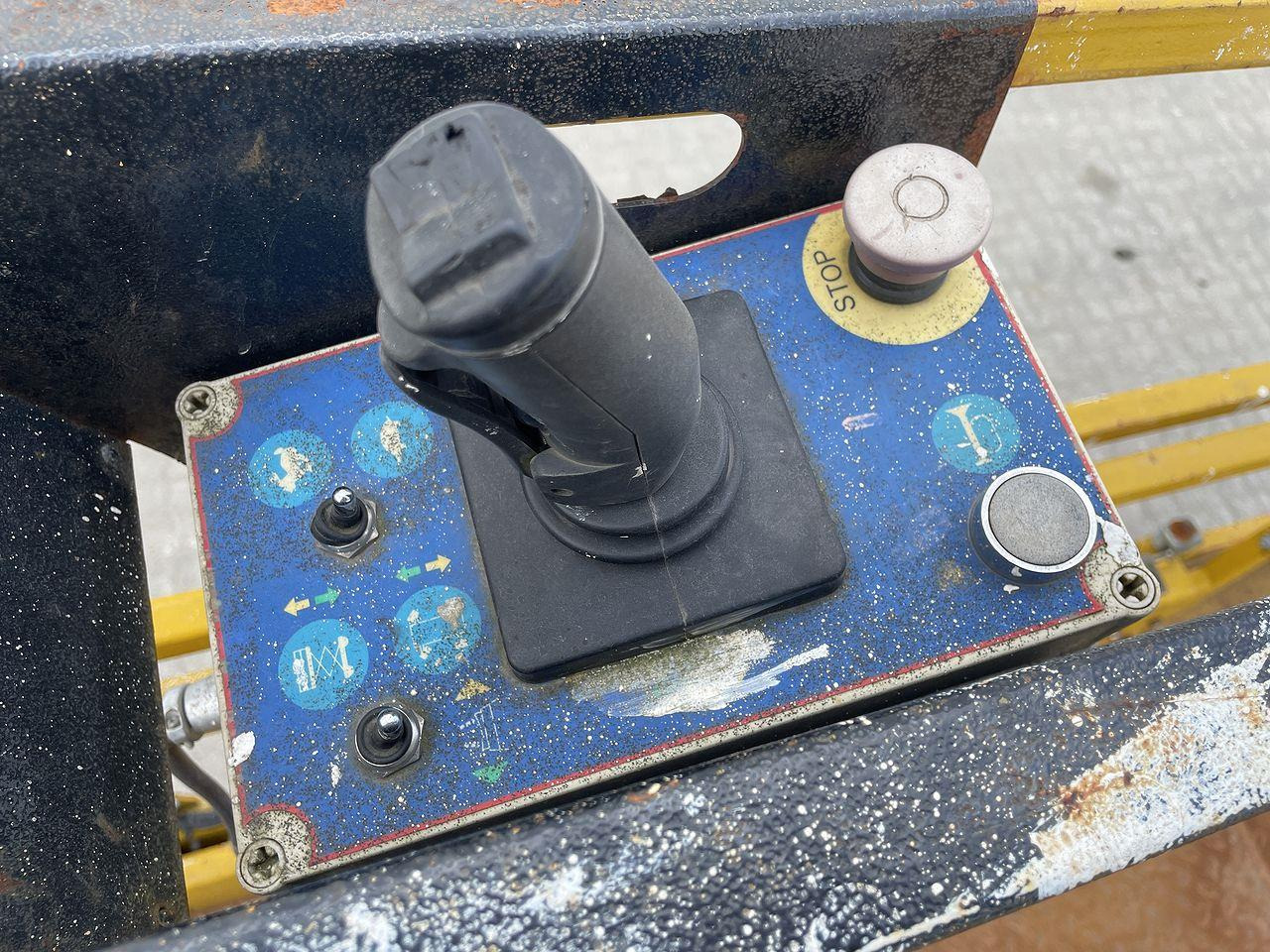 GMG 4046-ED - Šķērveida pacēlājs: foto 3 GMG 4046-ED - Šķērveida pacēlājs: foto 3