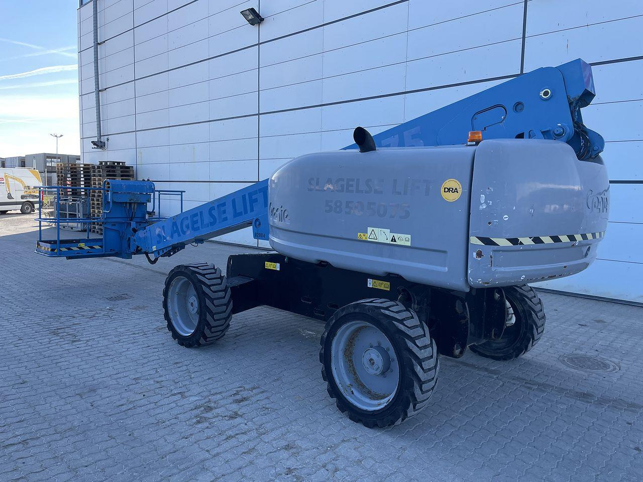 Genie S-60HC - Teleskopiskais pacēlājs: foto 2 Genie S-60HC - Teleskopiskais pacēlājs: foto 2