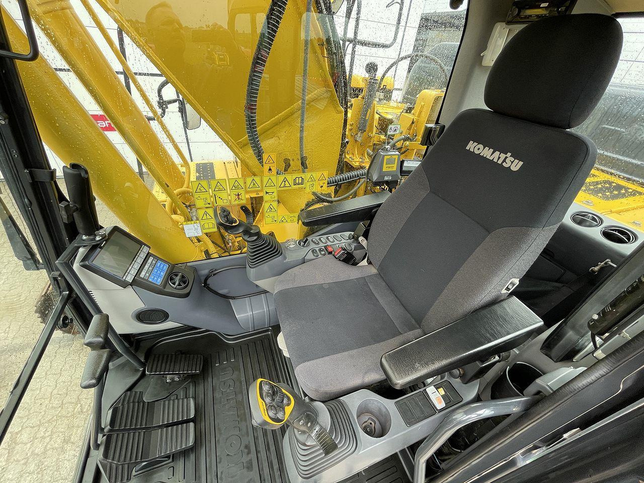 Komatsu PC240LC-11EO - Kāpurķēžu ekskavators: foto 3 Komatsu PC240LC-11EO - Kāpurķēžu ekskavators: foto 3
