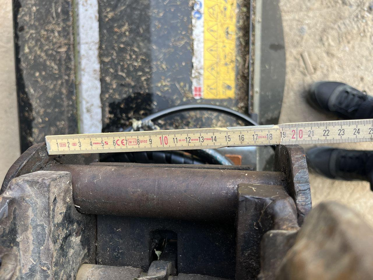 Komatsu PC27MR-2 - Mini-ekskavators: foto 5 Komatsu PC27MR-2 - Mini-ekskavators: foto 5