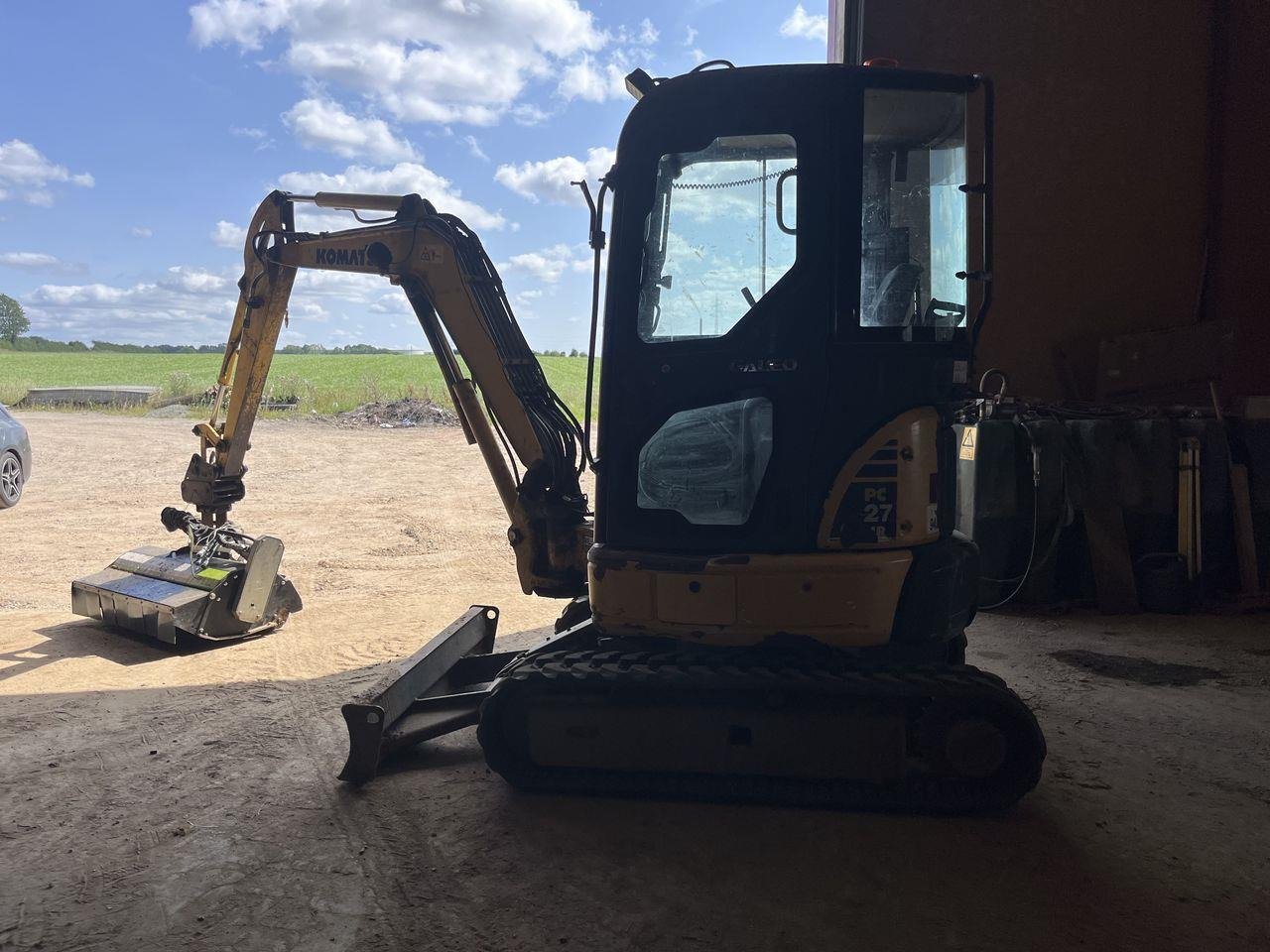 Komatsu PC27MR-2 - Mini-ekskavators: foto 3 Komatsu PC27MR-2 - Mini-ekskavators: foto 3