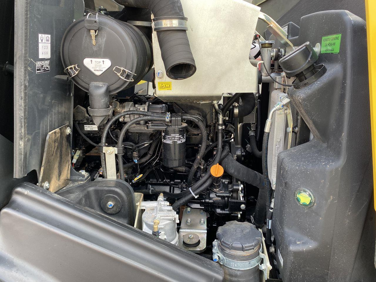 Mini iekrāvējs Komatsu WA70M-8EO: foto 8