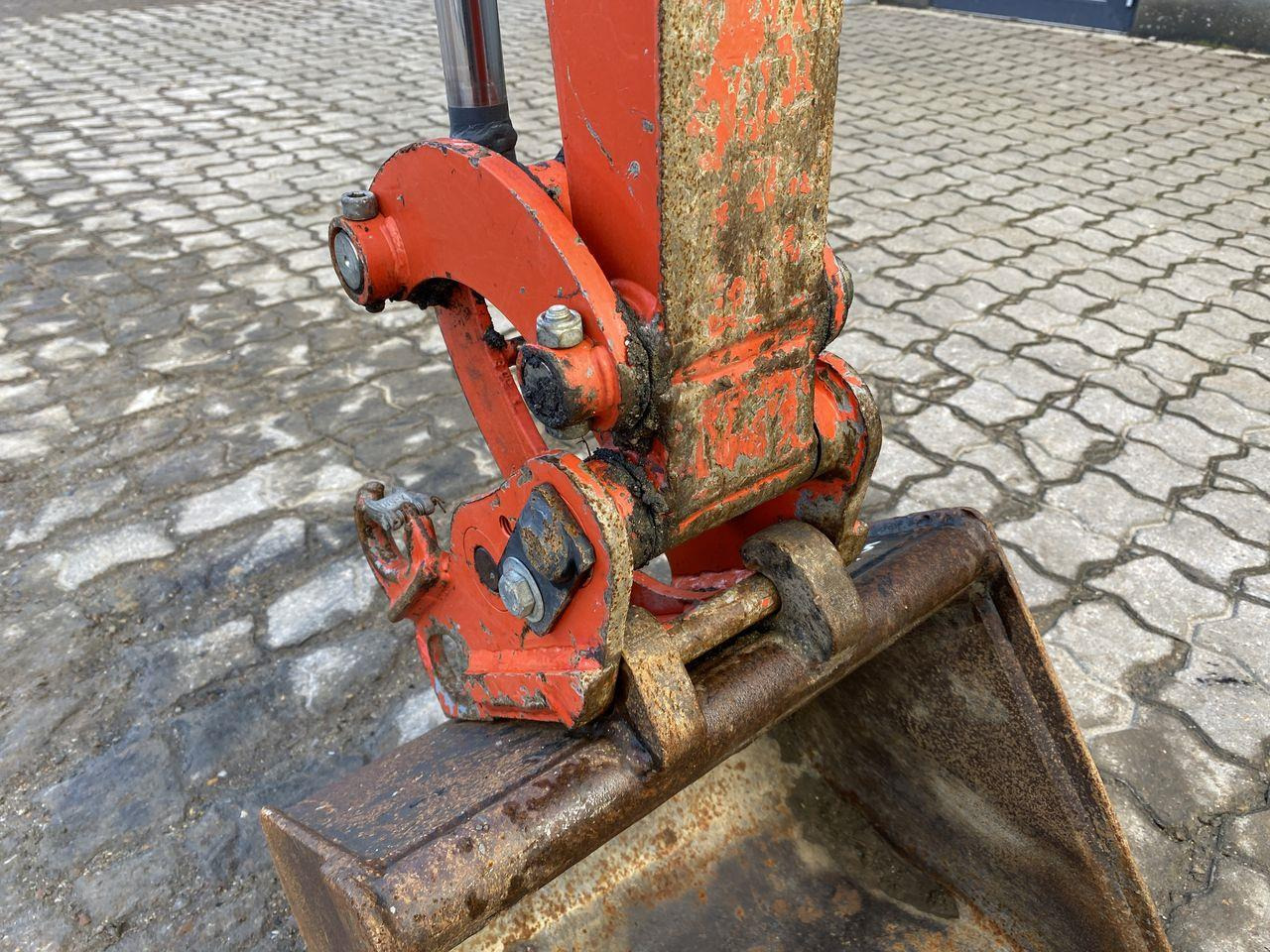 Mini-ekskavators Kubota U10-3: foto 9