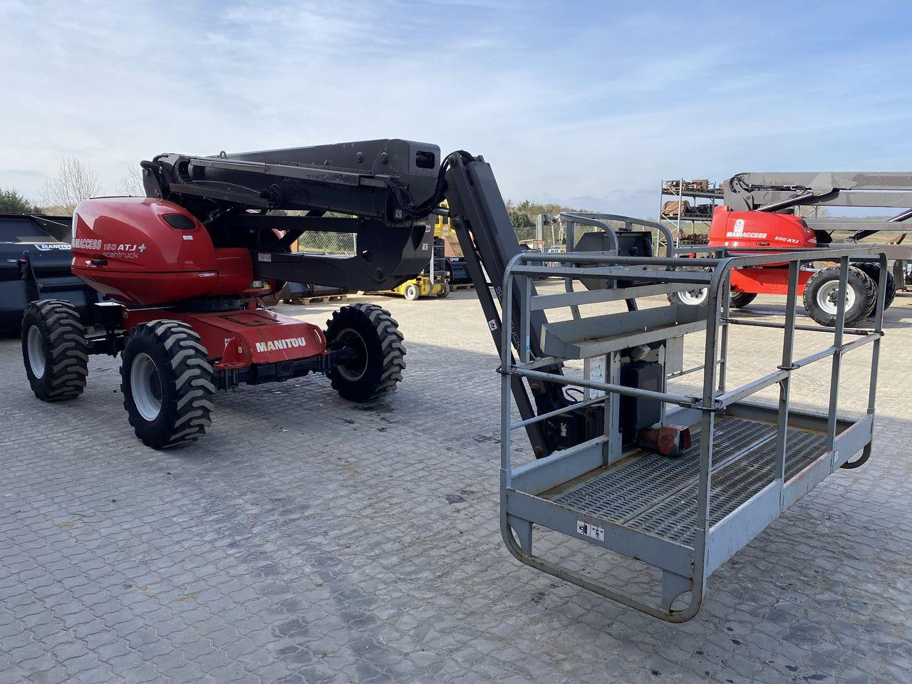 Manitou 160ATJ+ RC - Izlices pacēlājs: foto 5 Manitou 160ATJ+ RC - Izlices pacēlājs: foto 5