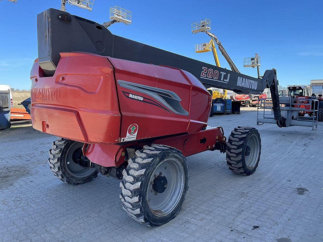 Manitou 280TJ - Teleskopiskais pacēlājs: foto 4 Manitou 280TJ - Teleskopiskais pacēlājs: foto 4