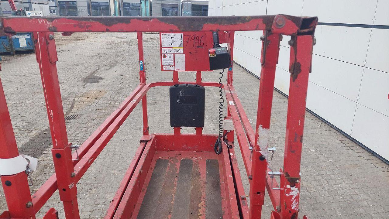 Manitou 78SEC - Šķērveida pacēlājs: foto 5 Manitou 78SEC - Šķērveida pacēlājs: foto 5